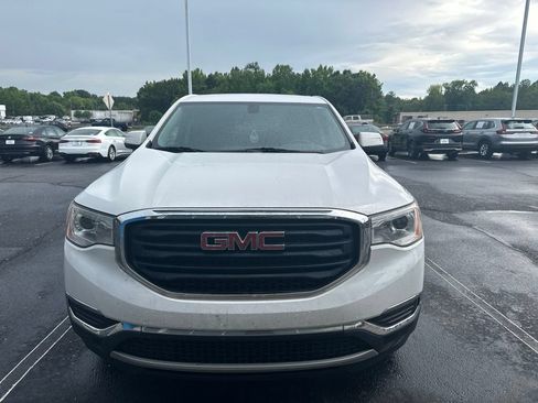 Used 2019 GMC Acadia SLE w/ LPO, Floor Liner Package FWD image 2