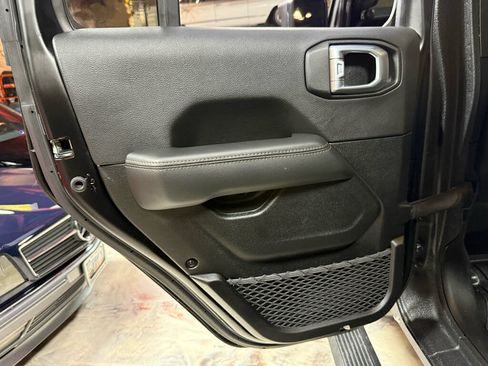 Used 2023 Jeep Wrangler Unlimited Rubicon 392 w/ Xtreme Recon 35" Tire Package AWD/4WD image 53