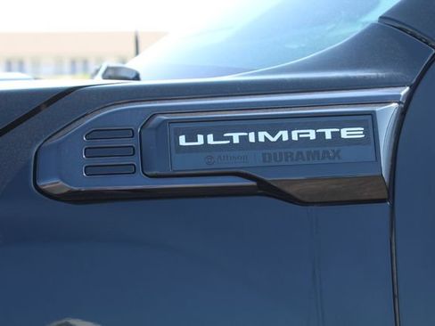 Used 2024 GMC Sierra 2500 Denali Ultimate w/ Max Trailering Package AWD/4WD image 15