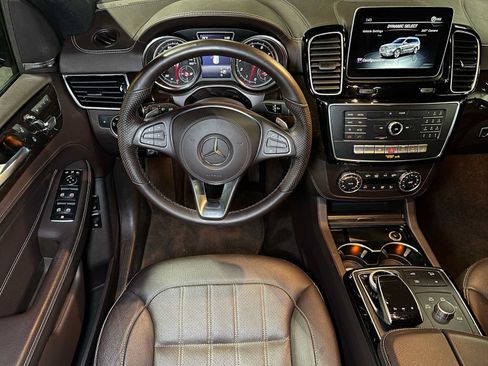 Used 2018 Mercedes-Benz GLS 450 4MATIC image 43
