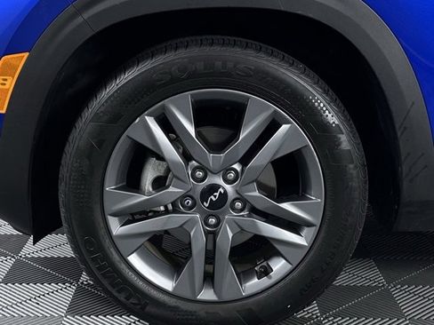 Used 2023 Kia Seltos S image 13