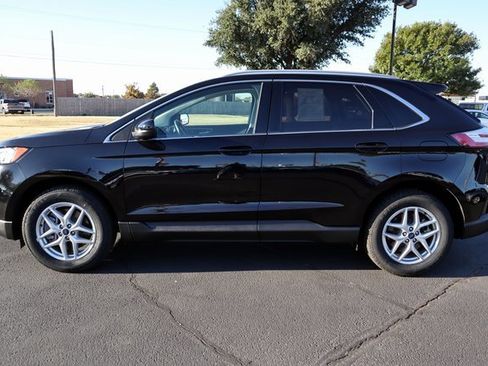 Certified 2022 Ford Edge SEL w/ Convenience Package image 2