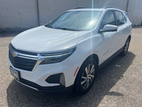 Used 2023 Chevrolet Equinox LT AWD/4WD image 13