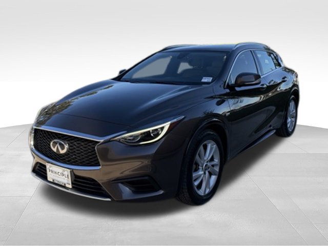 Used 2019 INFINITI QX30 FWD image 2
