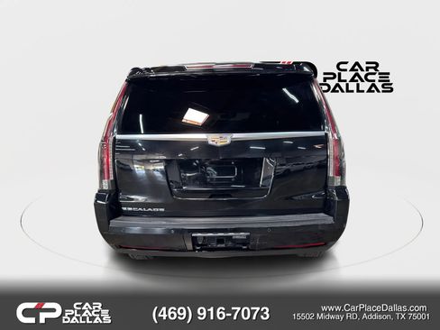 Used 2016 Cadillac Escalade Luxury RWD image 12