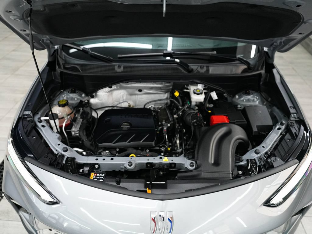 Used 2025 Buick Encore GX Sport Touring w/ Advanced Technology Package AWD/4WD image 39