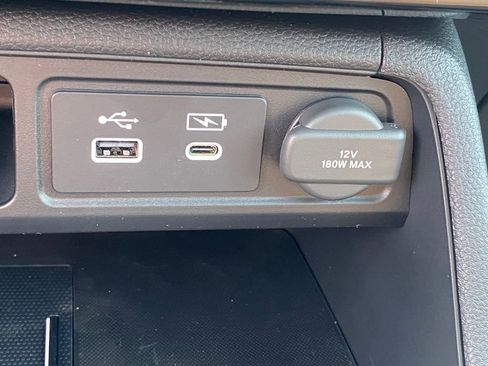 New 2025 Honda Pilot Black Edition image 27