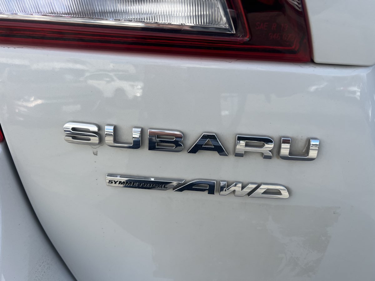 Used 2015 Subaru Outback 2.5i Limited AWD/4WD image 7
