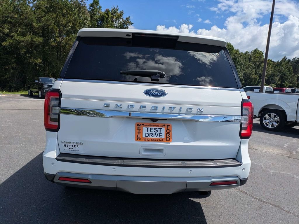 Used 2022 Ford Expedition Limited RWD image 5