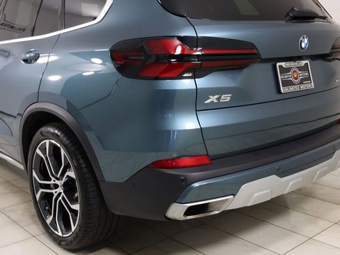 Used 2024 BMW X5 xDrive40i w/ Premium Package image 49