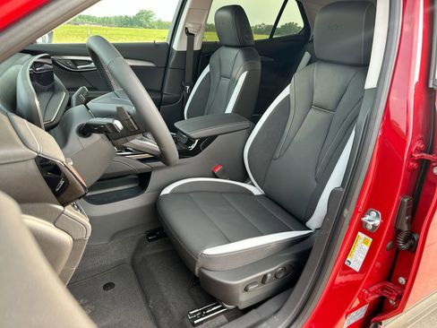 New 2025 Buick Envision Sport Touring image 16