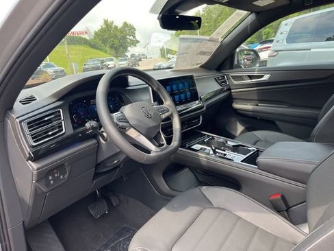 New 2026 Volkswagen Atlas Cross Sport SEL image 6