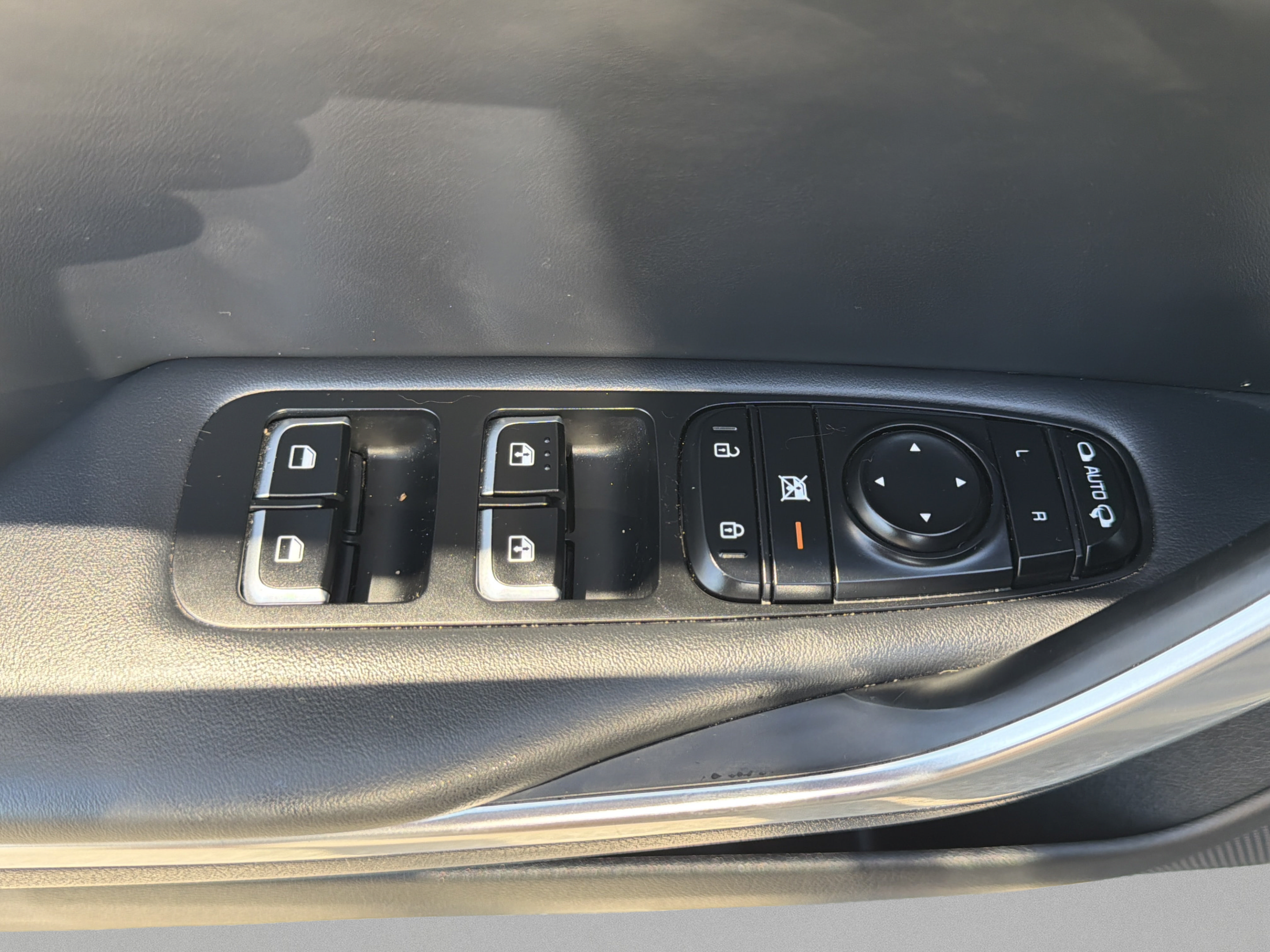 Used 2020 Kia Stinger GT2 AWD/4WD image 21