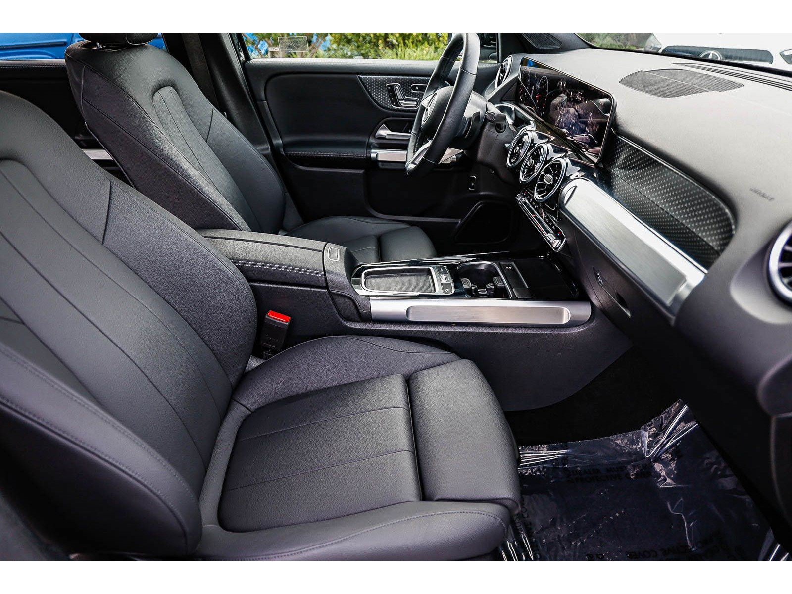 Certified 2026 Mercedes-Benz GLB 250 image 17