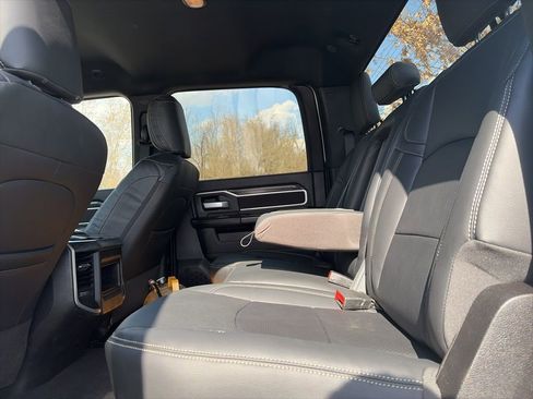 Used 2024 RAM 2500 Big Horn w/ Off Road Package image 23