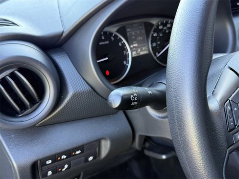 Used 2024 Nissan Kicks S image 20