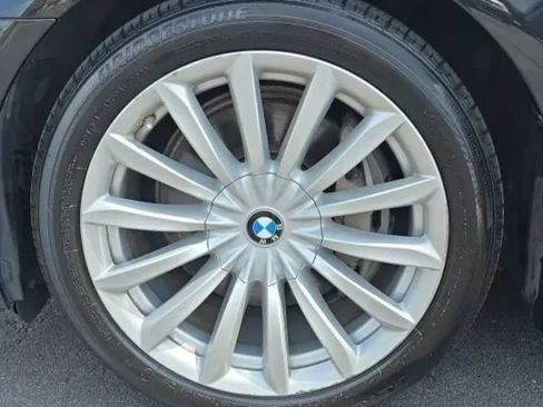 Used 2019 BMW 740i w/ Cold Weather Package RWD image 54