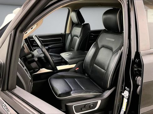 Used 2021 RAM 1500 Laramie AWD/4WD image 22