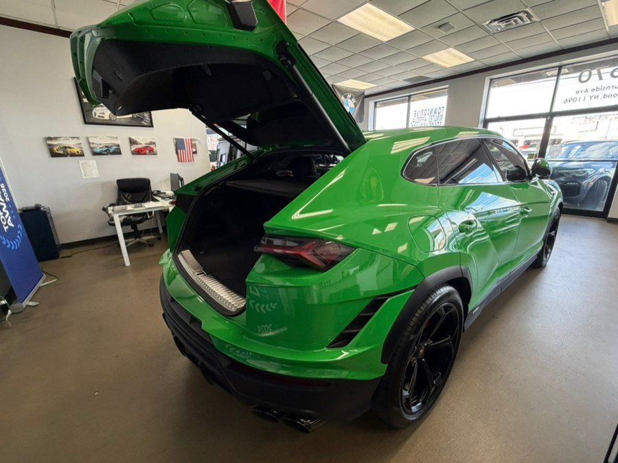 Used 2023 Lamborghini Urus S AWD/4WD image 28