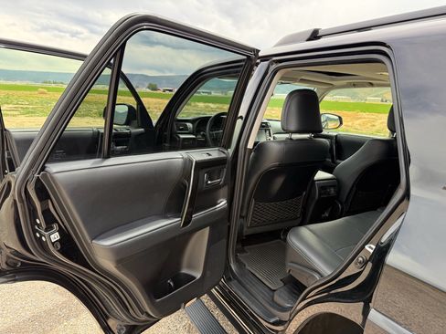 Used 2021 Toyota 4Runner Nightshade AWD/4WD image 27