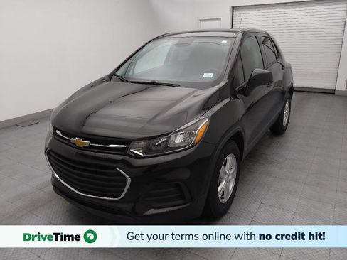Used 2020 Chevrolet Trax LS w/ Tint and Cruise Package FWD image 1