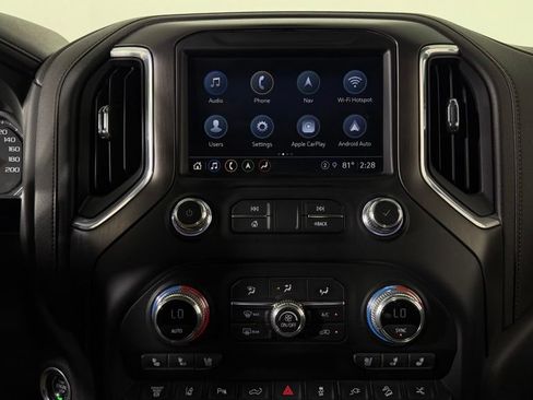 Used 2022 GMC Sierra 2500 AT4 w/ AT4 Premium Plus Package AWD/4WD image 18