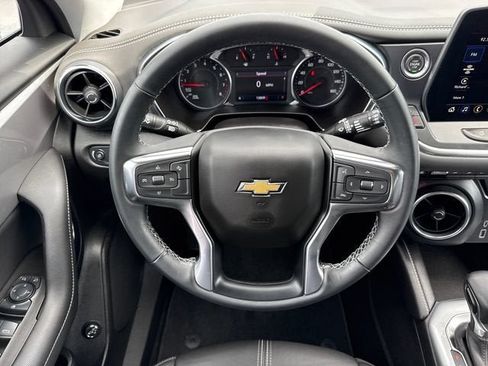Used 2024 Chevrolet Blazer LT FWD image 14