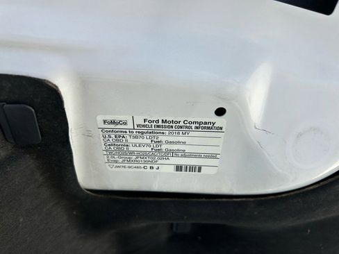 Used 2018 Ford Escape SE image 28