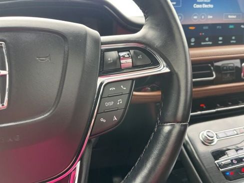 Certified 2023 Lincoln Nautilus Reserve AWD/4WD image 30