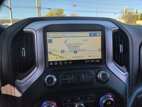 Used 2021 GMC Sierra 1500 SLT w/ SLT Convenience Package image 10