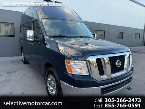 Used 2017 Nissan NV 3500 SL image 1