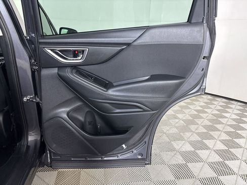 Used 2022 Subaru Forester Premium image 24