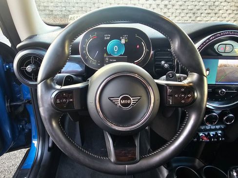 Used 2023 MINI Cooper S image 16