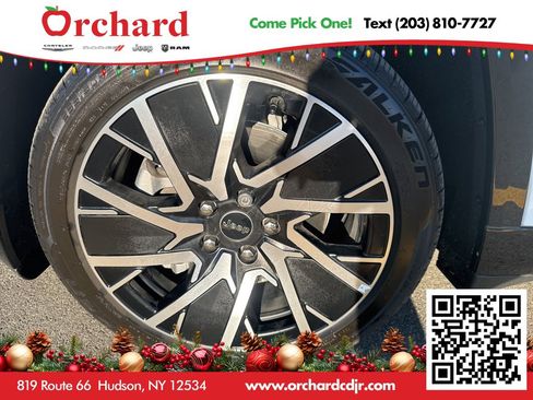 Used 2025 Jeep Wagoneer S Limited image 11