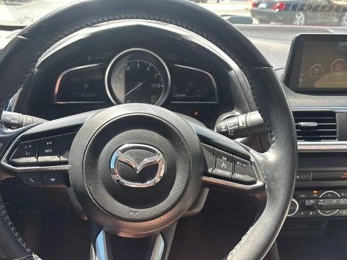 Used 2017 MAZDA MAZDA3 Grand Touring FWD image 16