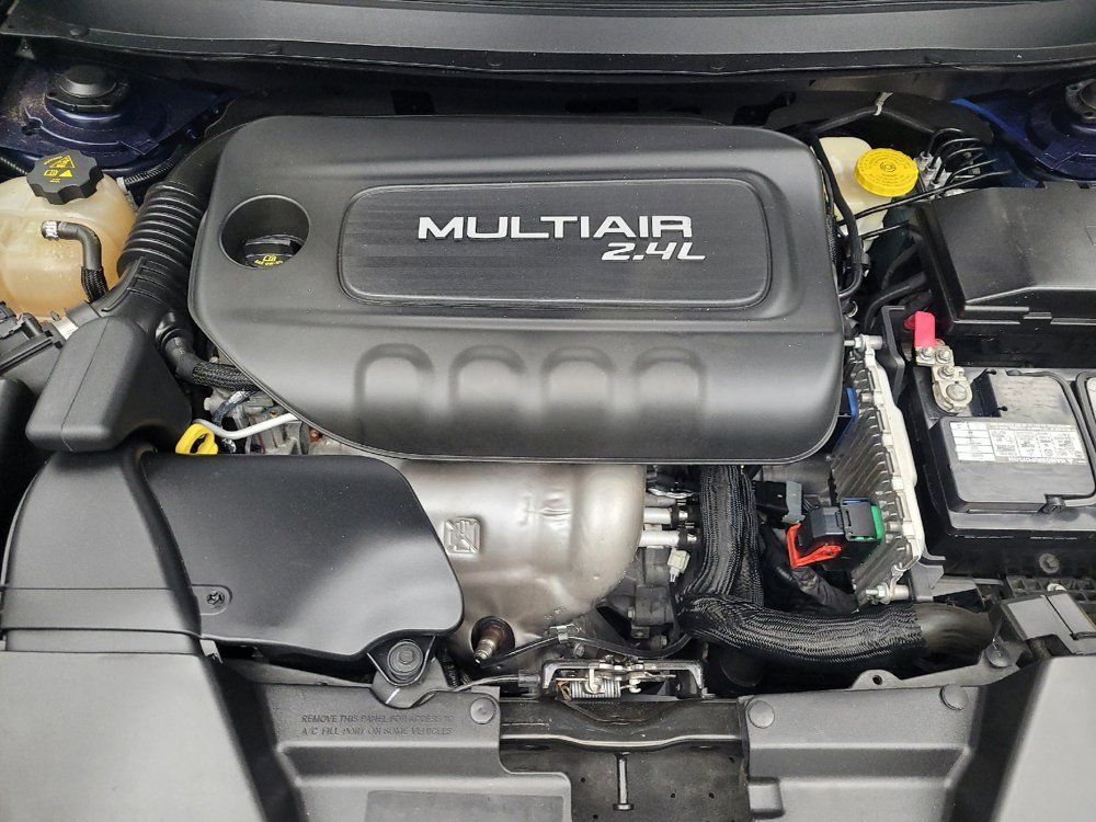 Used 2015 Jeep Cherokee Sport FWD image 30