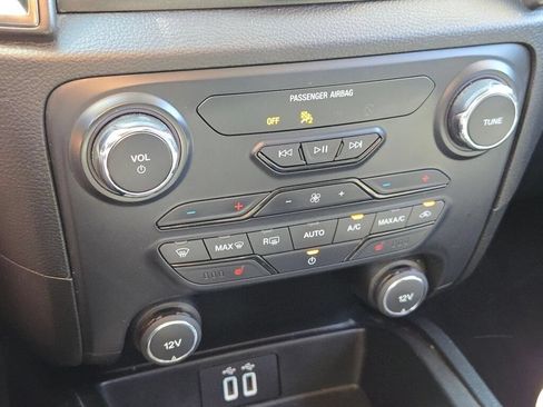 Used 2021 Ford Ranger Lariat w/ Tremor Off-Road Package AWD/4WD image 27