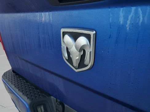 Used 2017 RAM 1500 Express w/ Express Value Package image 27