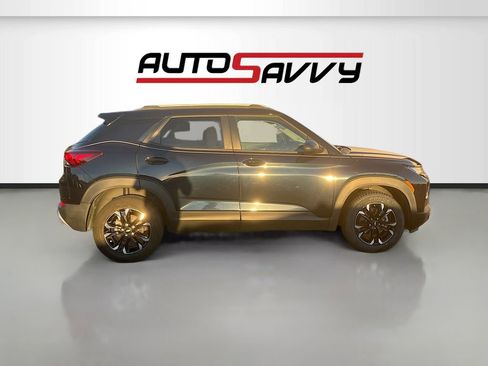 Used 2021 Chevrolet TrailBlazer LT w/ Convenience Package image 8