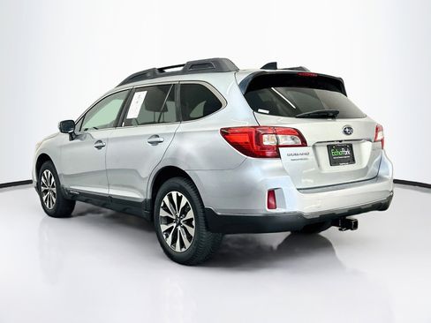 Used 2016 Subaru Outback 2.5i Limited AWD/4WD image 5