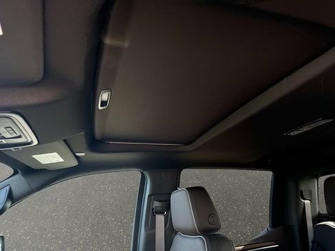 New 2026 GMC Sierra 1500 Denali w/ Denali Reserve Package AWD/4WD image 22