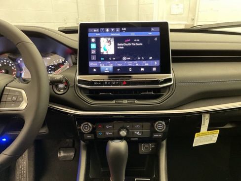 New 2026 Jeep Compass Latitude w/ Quick Order Package 29K image 10