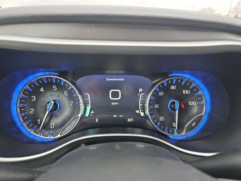 New 2026 Chrysler Pacifica Select image 11