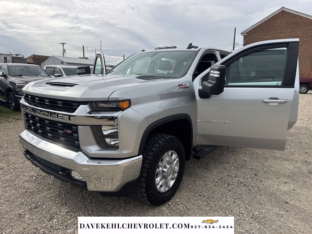 Used 2022 Chevrolet Silverado 3500 LT w/ Convenience Package AWD/4WD image 32