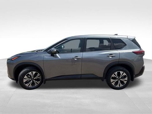 Certified 2023 Nissan Rogue SV FWD image 5