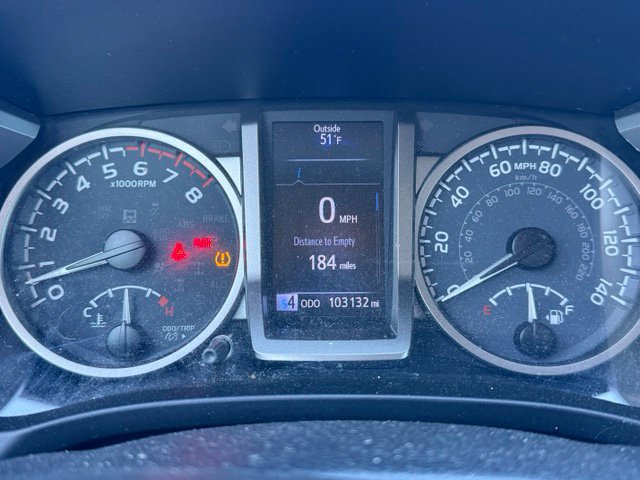 Used 2020 Toyota Tacoma SR5 w/ SR5 Appearance Package (SM) RWD image 24