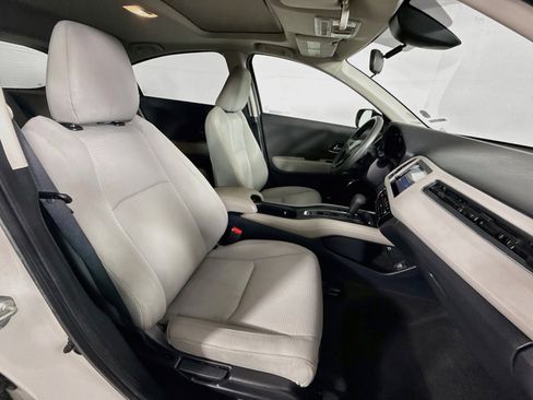 Certified 2021 Honda HR-V EX image 35