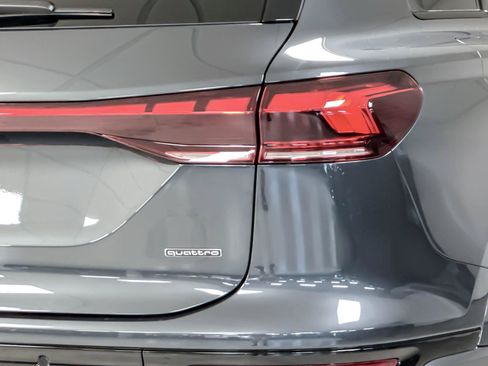 Used 2025 Audi Q6 e-tron Premium Plus AWD/4WD image 27