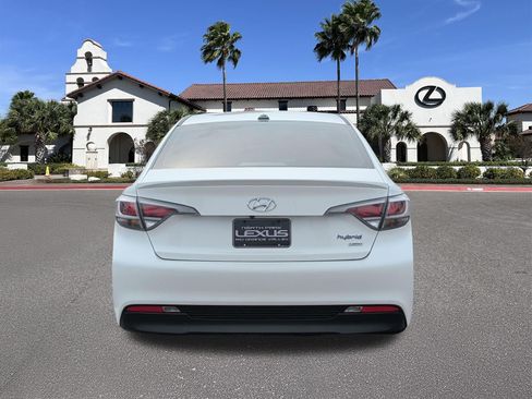 Used 2017 Hyundai Sonata Limited FWD image 3