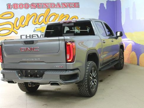 Used 2022 GMC Sierra 1500 AT4 w/ AT4 Premium Package AWD/4WD image 8